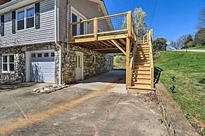 Modern Retreat Near Smoky Mtns & Asheville!