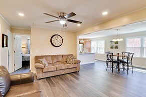 Modern Retreat Near Smoky Mtns & Asheville!