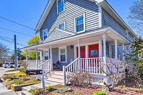 Mystic Refuge w/ Patio < 1 Mi to Downtown!