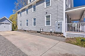 Mystic Refuge w/ Patio < 1 Mi to Downtown!