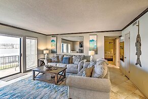Hot Springs Condo on Lake Hamilton w/ Balcony!