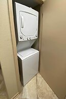 Hot Springs Condo on Lake Hamilton w/ Balcony!