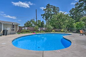 Hot Springs Condo on Lake Hamilton w/ Balcony!