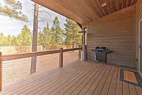 Chic Show Low Townhome w/ Bbq: Dogs Welcome!