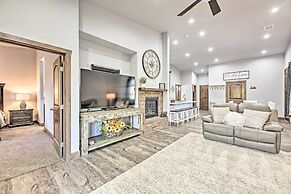 Chic Show Low Townhome w/ Bbq: Dogs Welcome!