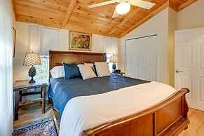 Highlands Vacation Rental w/ Smoky Mountain Views