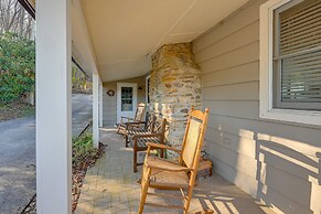 Highlands Vacation Rental w/ Smoky Mountain Views