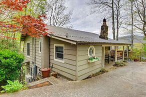 Highlands Vacation Rental w/ Smoky Mountain Views