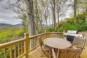 Highlands Vacation Rental w/ Smoky Mountain Views