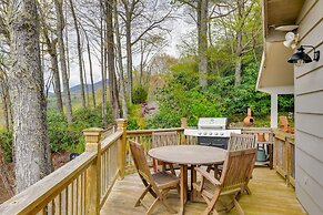 Highlands Vacation Rental w/ Smoky Mountain Views