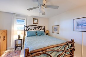 Highlands Vacation Rental w/ Smoky Mountain Views