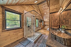 Galena Cabin w/ Wraparound Porch & Game Room!