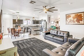 Family Home w/ Community Perks in Peoria