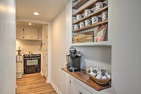 Cozy Rochester Retreat ~ 3 Mi to Mayo Clinic!