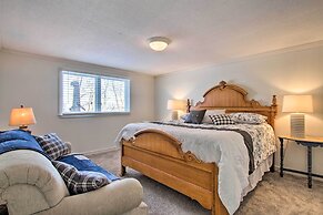 Cozy Rochester Retreat ~ 3 Mi to Mayo Clinic!