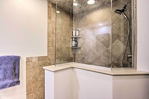 Cozy Rochester Retreat ~ 3 Mi to Mayo Clinic!