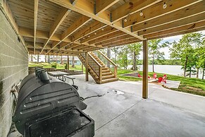 Modern Kentucky Lake Home w/ Deck, Dock, View