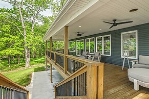 Modern Kentucky Lake Home w/ Deck, Dock, View