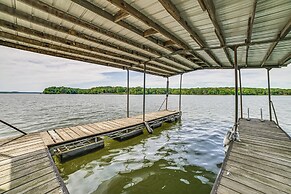 Modern Kentucky Lake Home w/ Deck, Dock, View