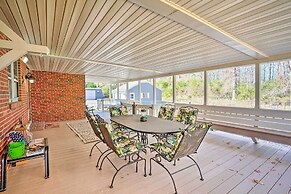 'the Oyster Bed' Retreat w/ Pool & Game Room