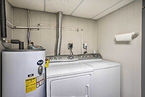 'the Oyster Bed' Retreat w/ Pool & Game Room