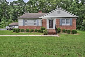 'the Oyster Bed' Retreat w/ Pool & Game Room