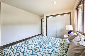 Luxurious Newport Estate w/ Spa & Lighthouse Views