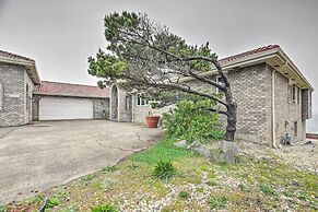 Luxurious Newport Estate w/ Spa & Lighthouse Views