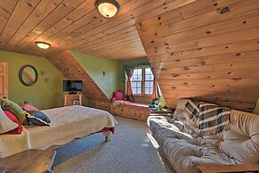Family-friendly Gresham Getaway w/ Game Room!
