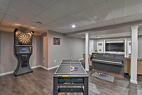 Family-friendly Gresham Getaway w/ Game Room!