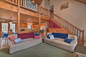 Family-friendly Gresham Getaway w/ Game Room!