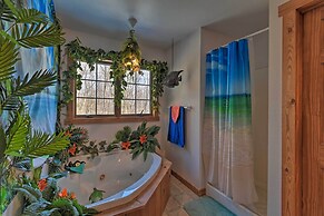 Family-friendly Gresham Getaway w/ Game Room!