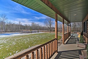 Family-friendly Gresham Getaway w/ Game Room!
