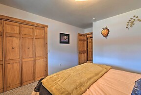 Family-friendly Gresham Getaway w/ Game Room!