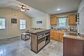 Near Nat'l Park: Hollywood Park Hot Springs Home