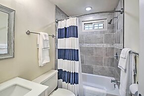 Near Nat'l Park: Hollywood Park Hot Springs Home