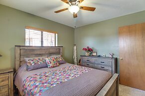 9 Mi to Rainbow Lake: Woodsy Pinetop Cabin w/ Deck