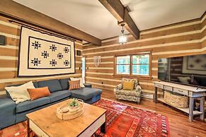 Peaceful Boone Cabin w/ Deck & Forest Views!