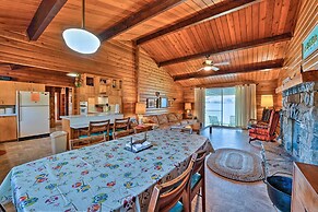 Waterfront Manson Cabin on Lake Chelan w/ Deck!