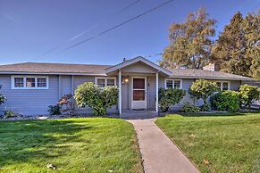 Waterfront Manson Cabin on Lake Chelan w/ Deck!