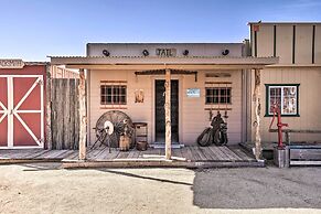 Western-style Phoenix Home: 15 Mi to Lake Pleasant