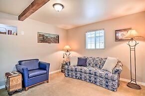 Western-style Phoenix Home: 15 Mi to Lake Pleasant