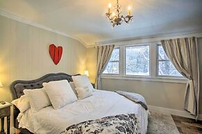 Modern Farmhouse w/ Movie Room - 6 Mi to Lake!