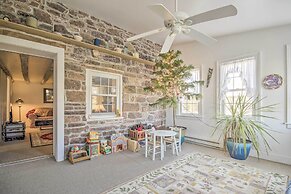 Farmhouse on River, 12 Miles to Liberty Mountain