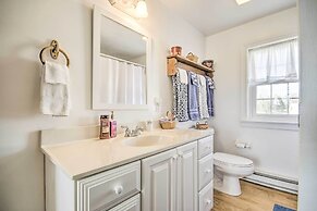 Farmhouse on River, 12 Miles to Liberty Mountain