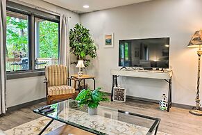 Serene Escape w/ Mountain Views, Near Dtwn!