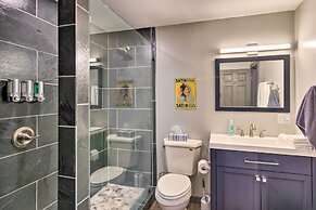 Serene Escape w/ Mountain Views, Near Dtwn!