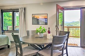 Serene Escape w/ Mountain Views, Near Dtwn!