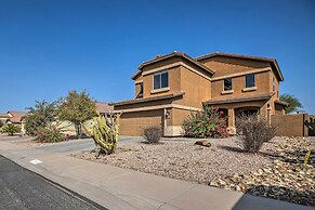 Maricopa Home w/ Outdoor Seating, 2 Mi to Golf!