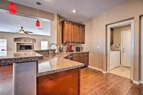 Maricopa Home w/ Outdoor Seating, 2 Mi to Golf!